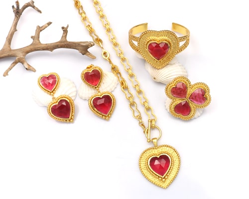 Bold and Beauty Essence Collection